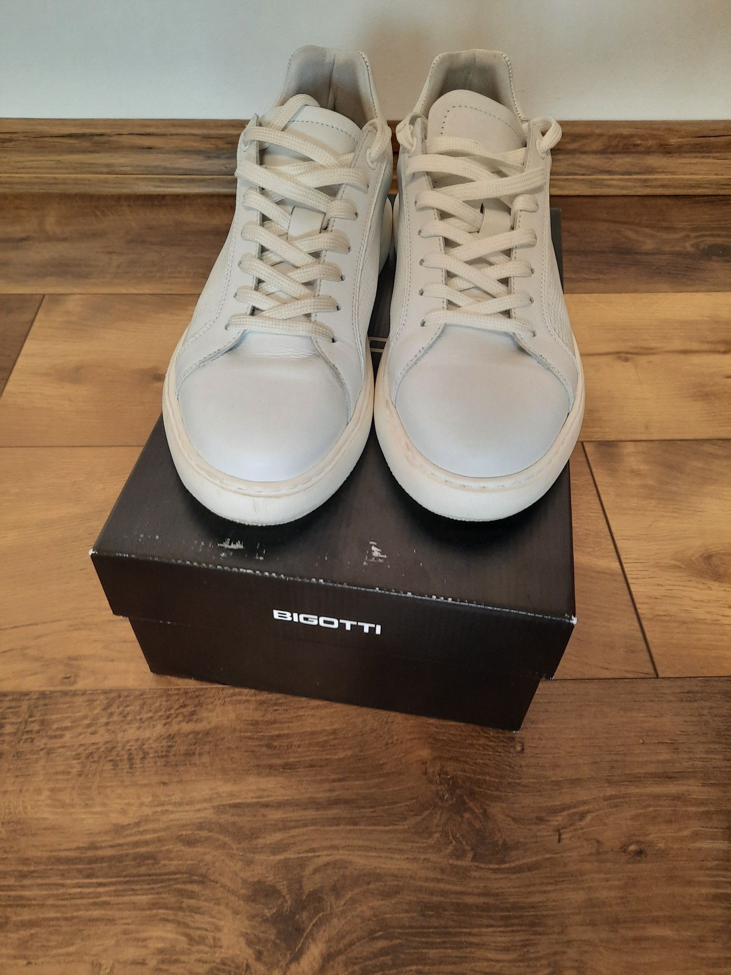 Pantofi casual, Bigotti, măsura 42