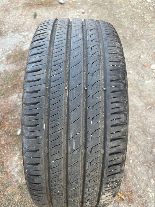 Vând Jante 225/40/R18 cu anvelope vara noi