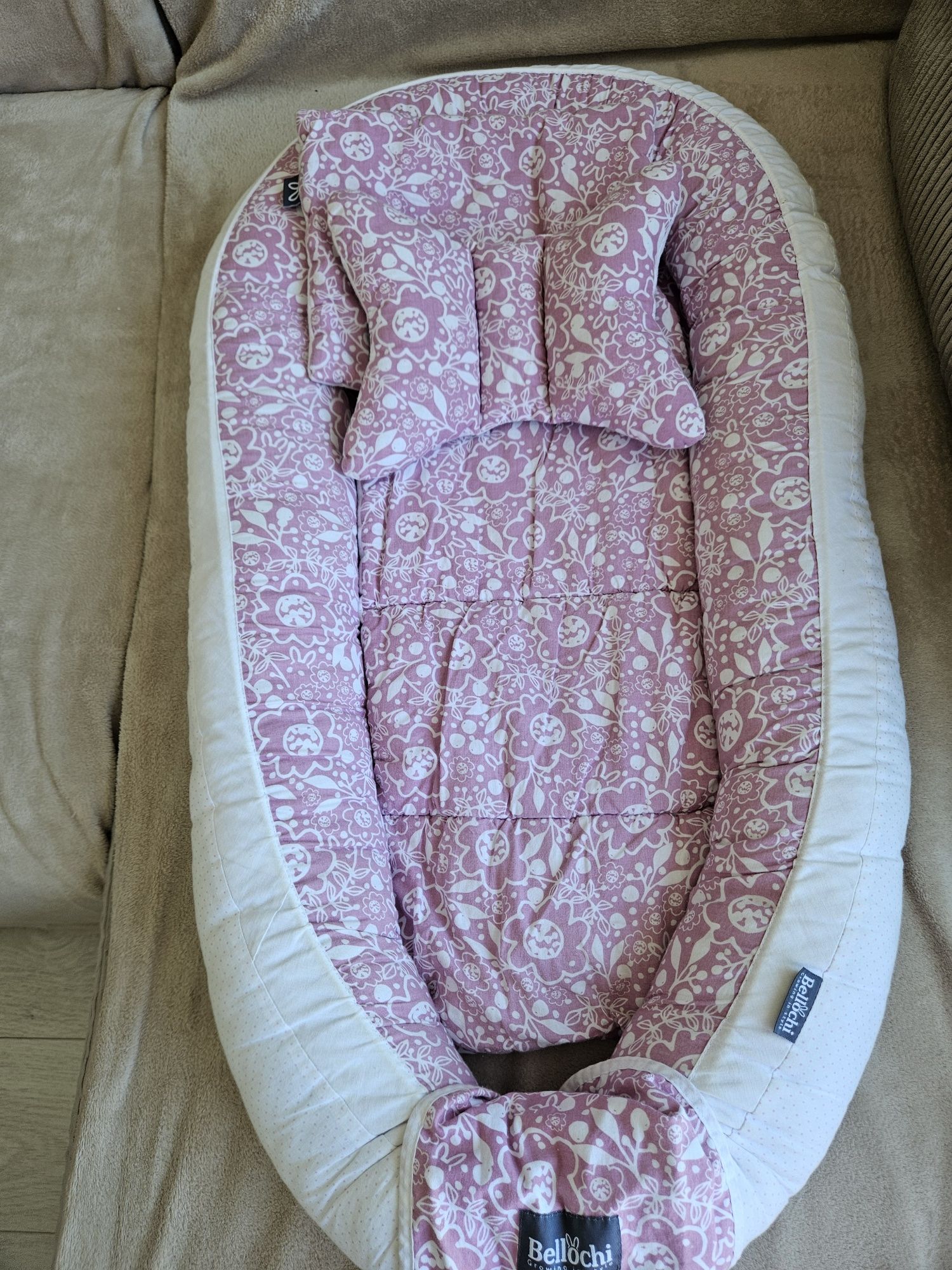 Baby nest Set 5 piese Bellochi cosulet, lenjerie, saltea si perna