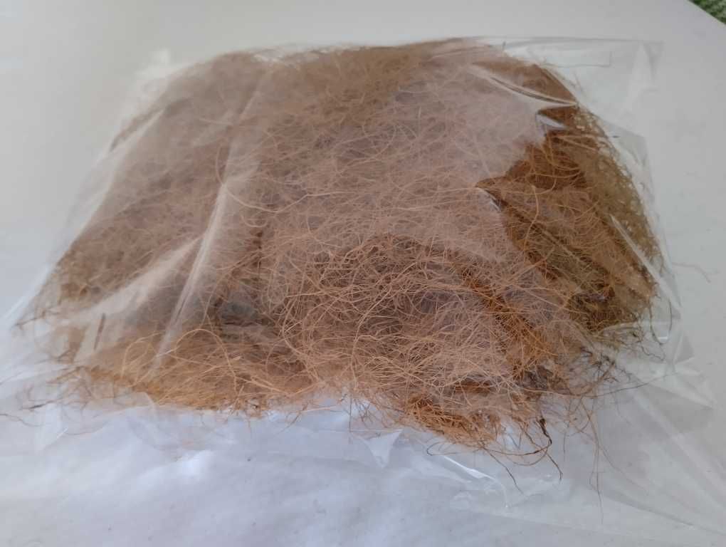 Кокосовое волокно для растений (2 л)