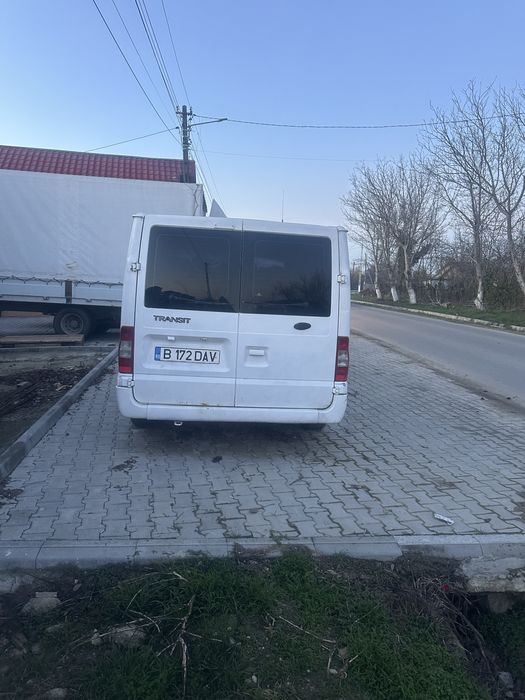 Ford tranzit 8+1 an fabricate 2010