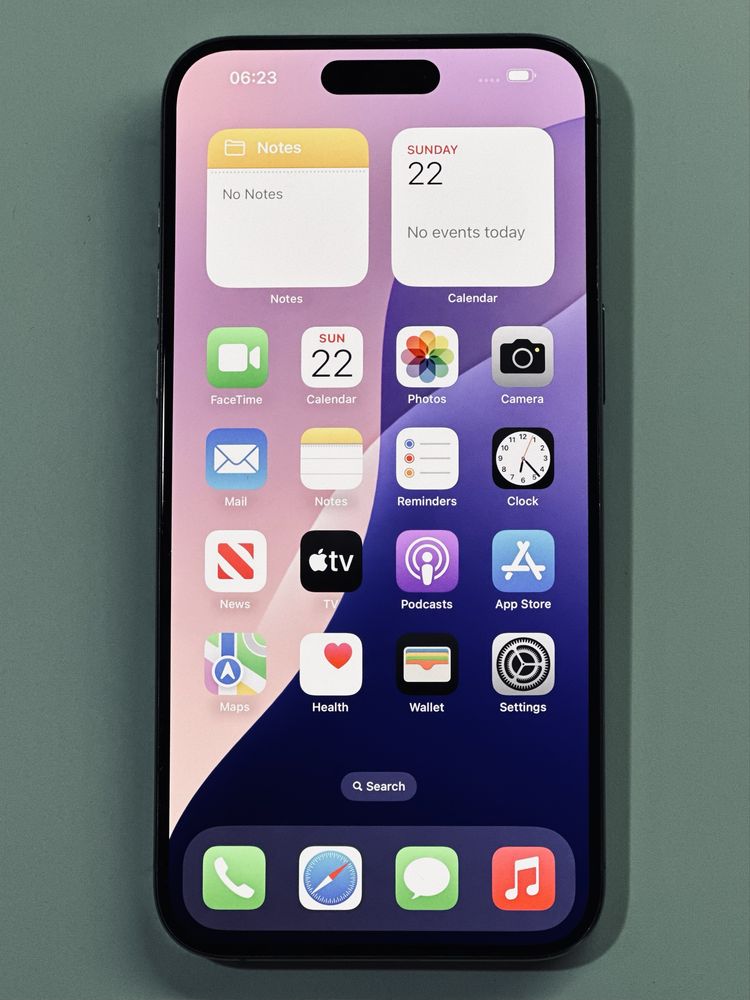 iPhone 15 Pro Max 94% battery