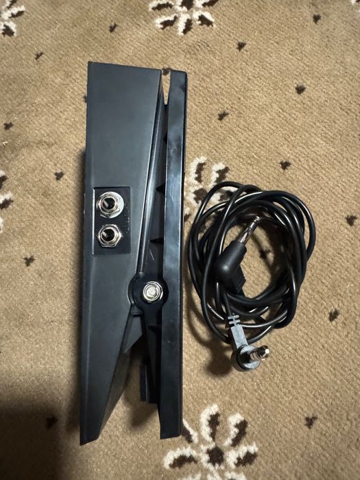 Korg EXP-2 pedală orga