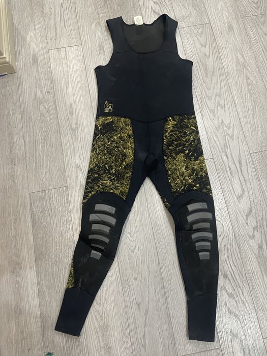 Продам гидрокостюм