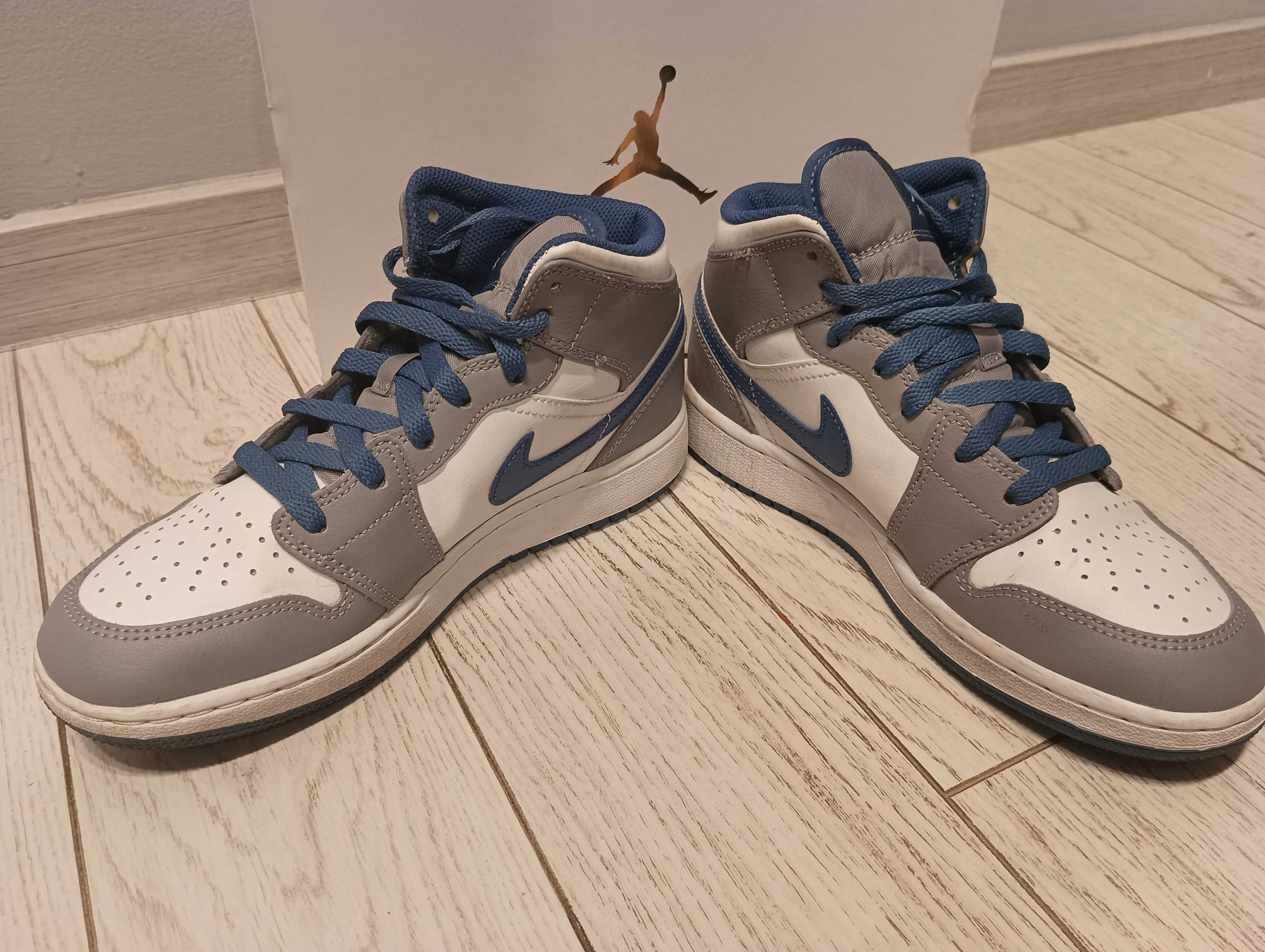 Nike Jordan men 38