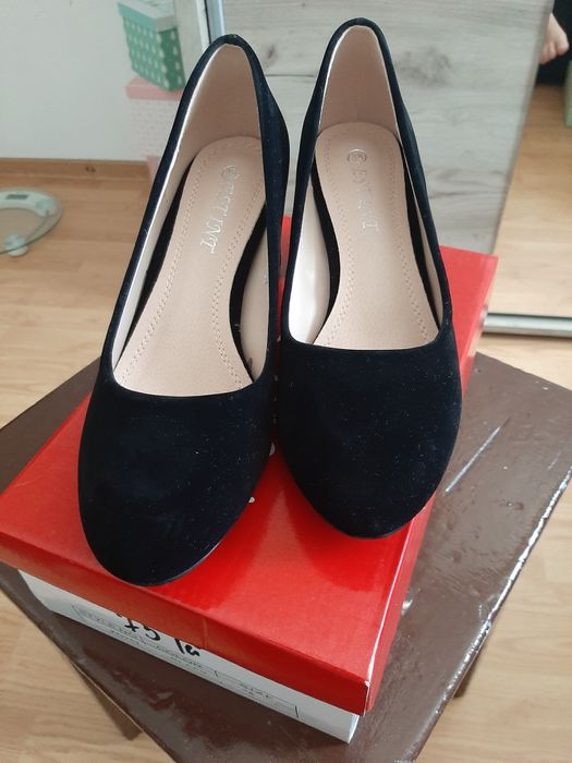 Pantofi dama marimea 38