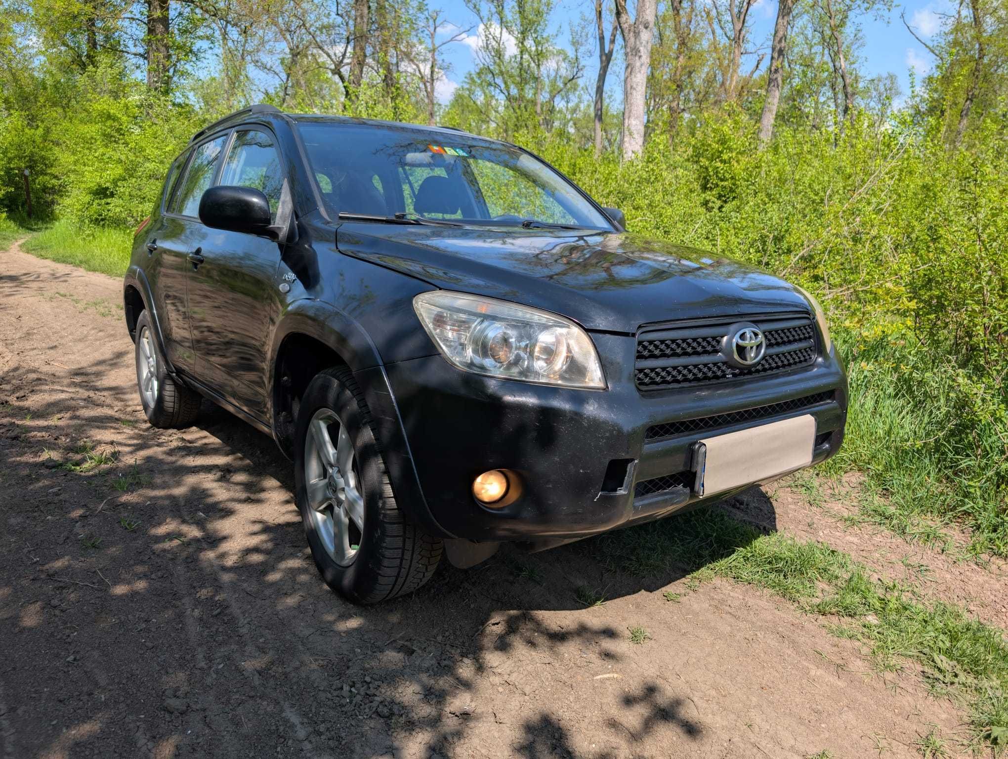 Toyota RAV 4, 2,2 D CAT, 177 CP, 4X4, 2006, inmatriculat