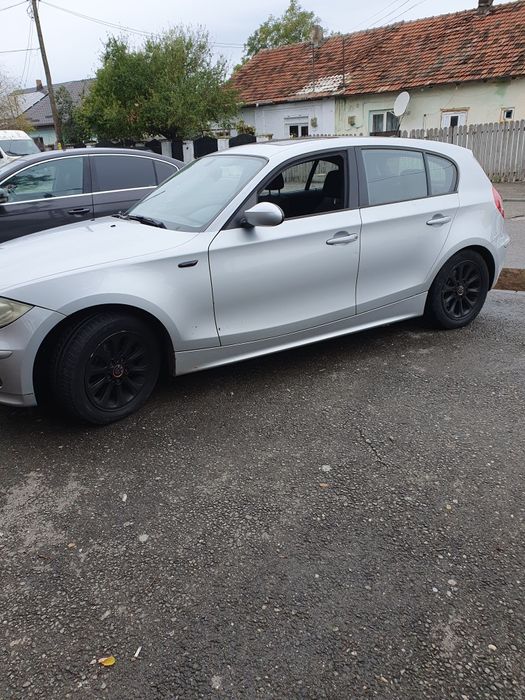 Autoturis BMW seria 1 2007 benzină