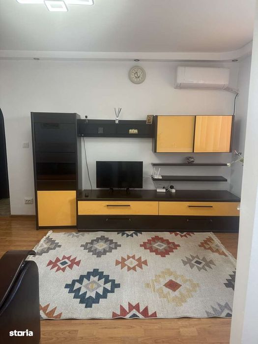 Campina - ap. 2 cam - mobilat - 1500 Lei/Luna