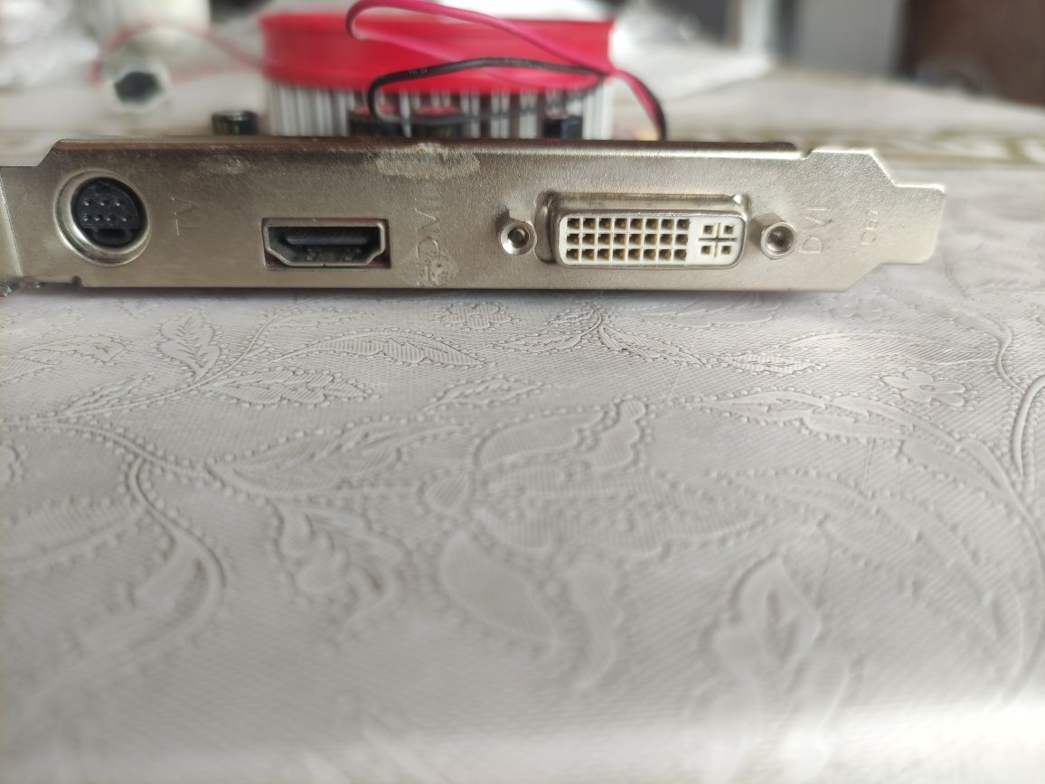 Placă video GeForce 8600GT