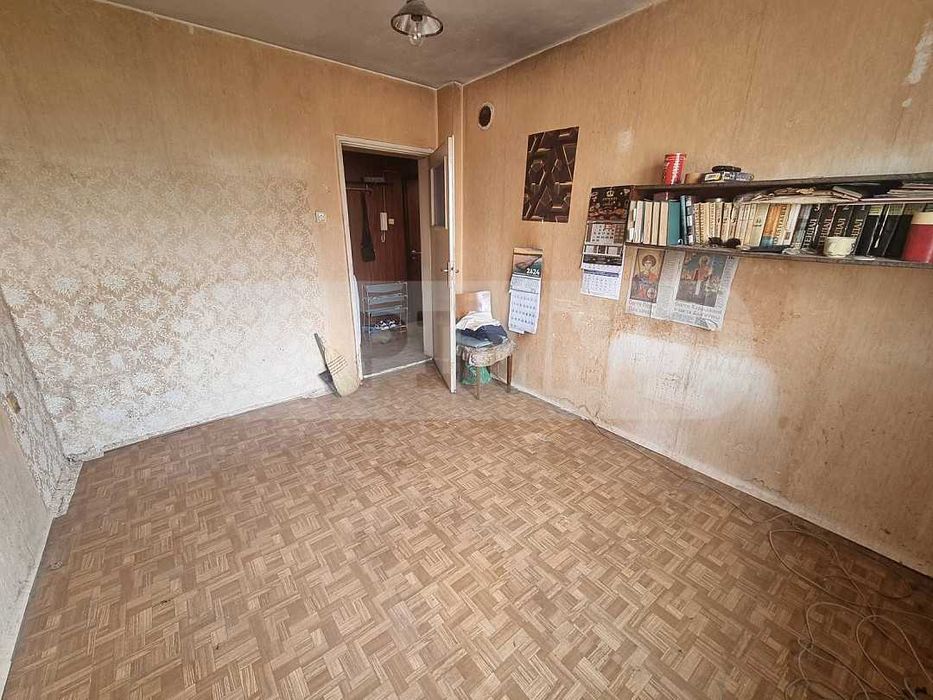 Тристаен апартамент в района на Централна поща