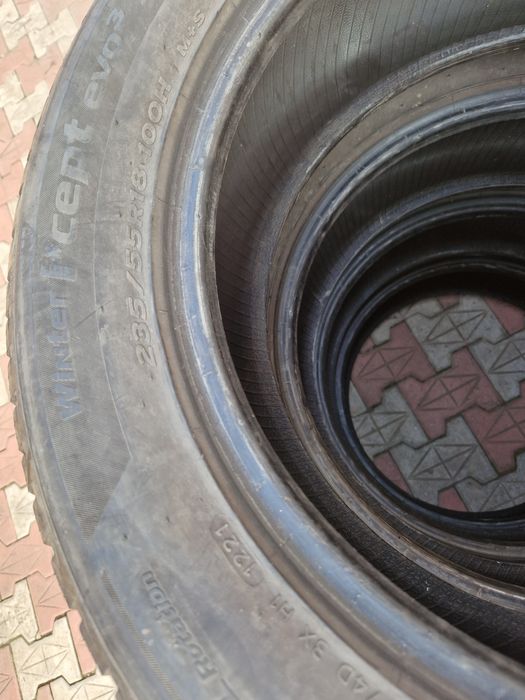 Anvelope Iarnă Hankook 235 55 18