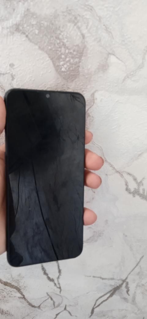 Realme c31 holati ideal 32 gb hotira