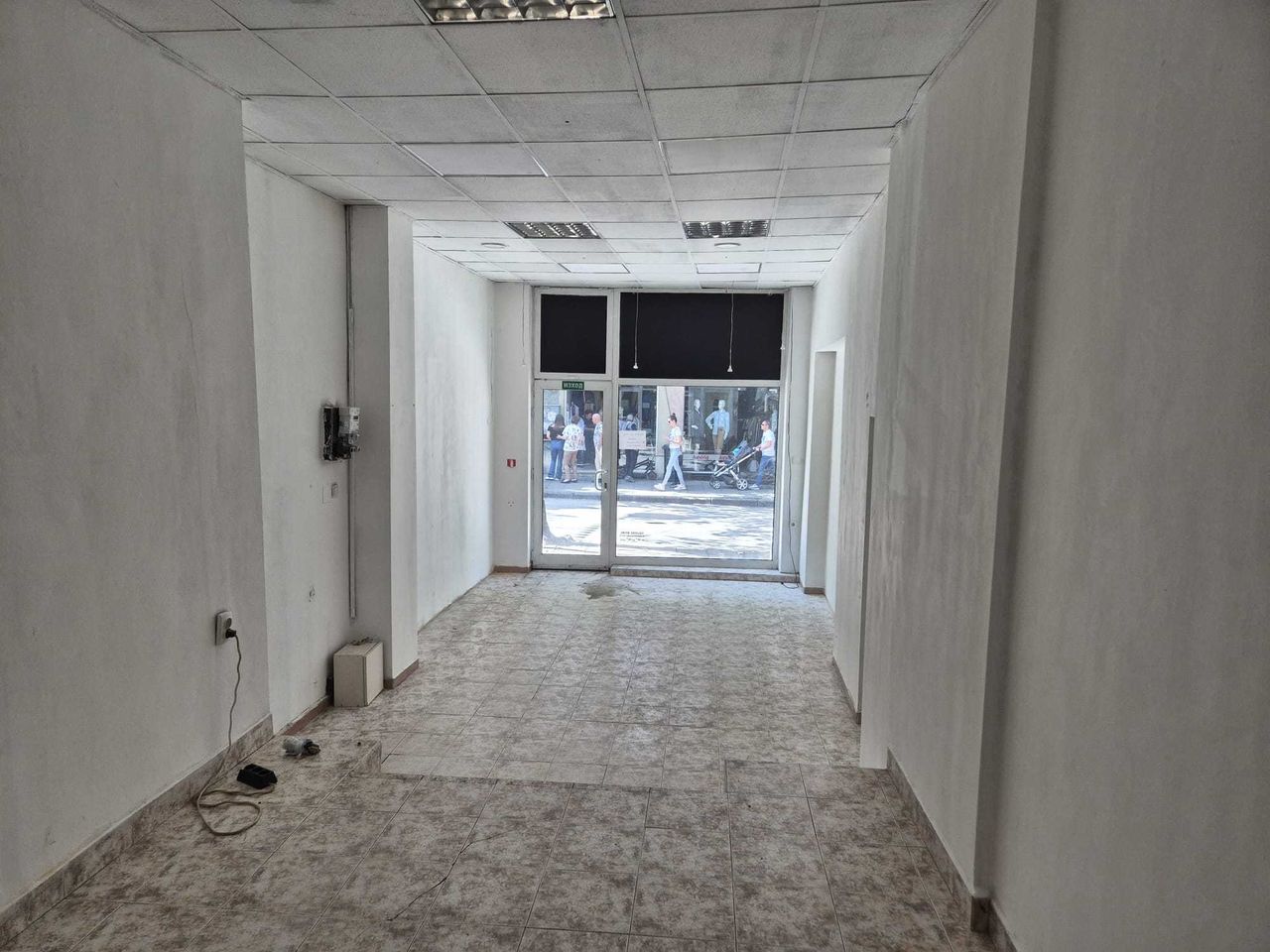 Дава се под наем Офис в Троян - 35 кв.м за 408 € - Снимка #4