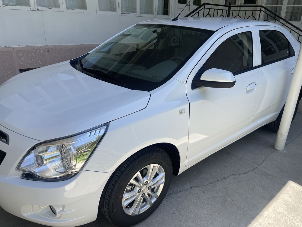 Cobalt R4 sotiladi