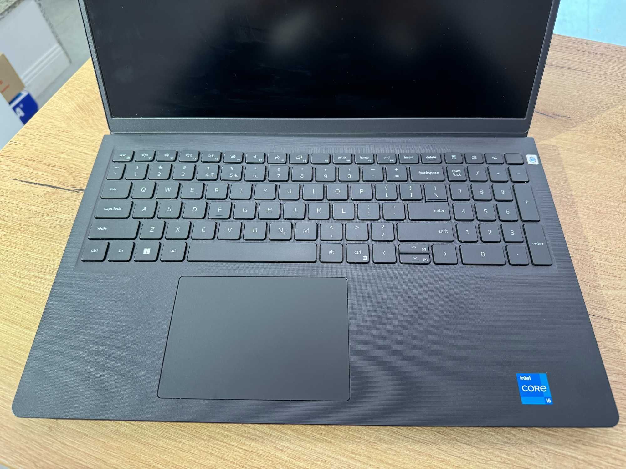 Dell Vostro 3520 Intel i5-1235U, SSD 512Gb 16Gb | Facutra & Garantie |