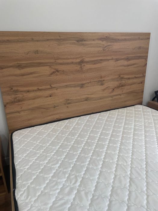 Екі адам жататын төсек