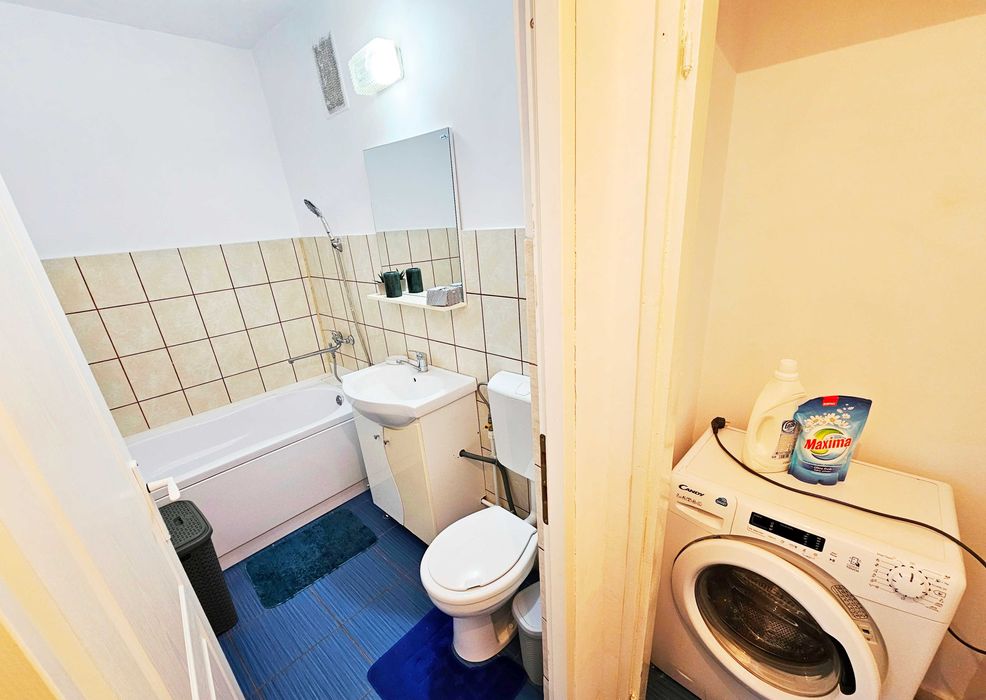 Apartament renovat , mobilat si utilat