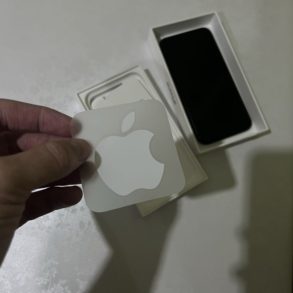 Продам Iphone 11
