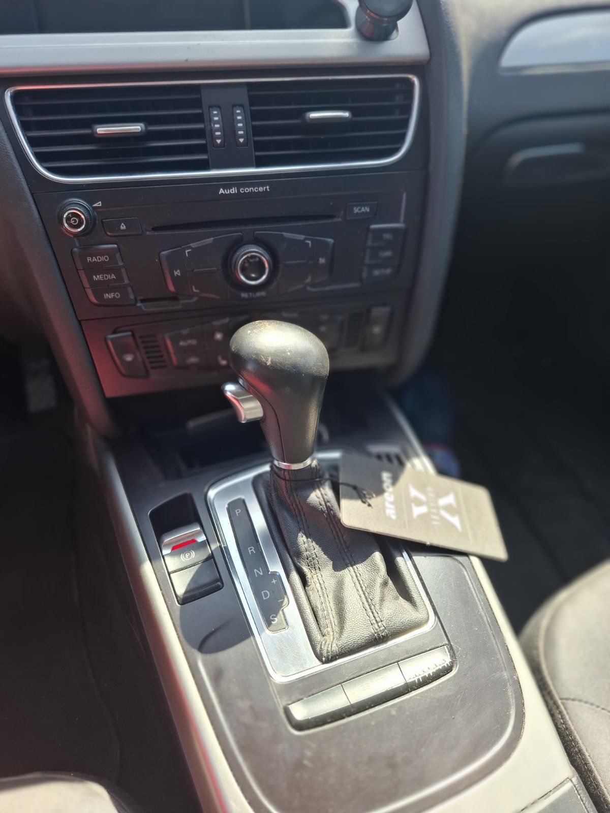 Audi А4 2009 година TFSI бензин 160 к.с автоматик