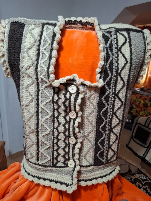 Vestă din lână naturală