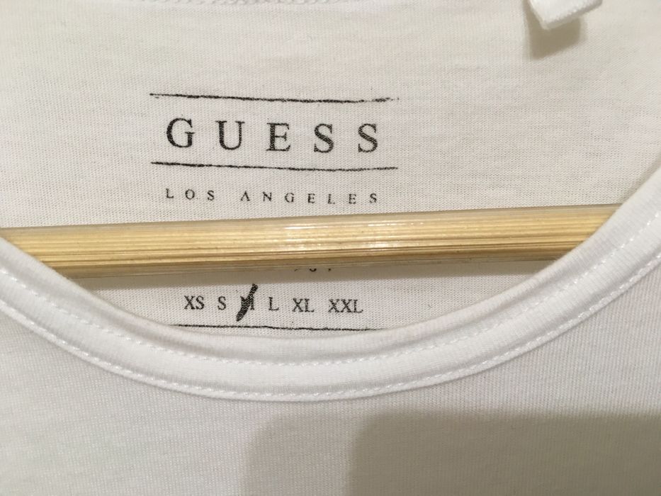 Guess - Tricou dama cu imprimeu