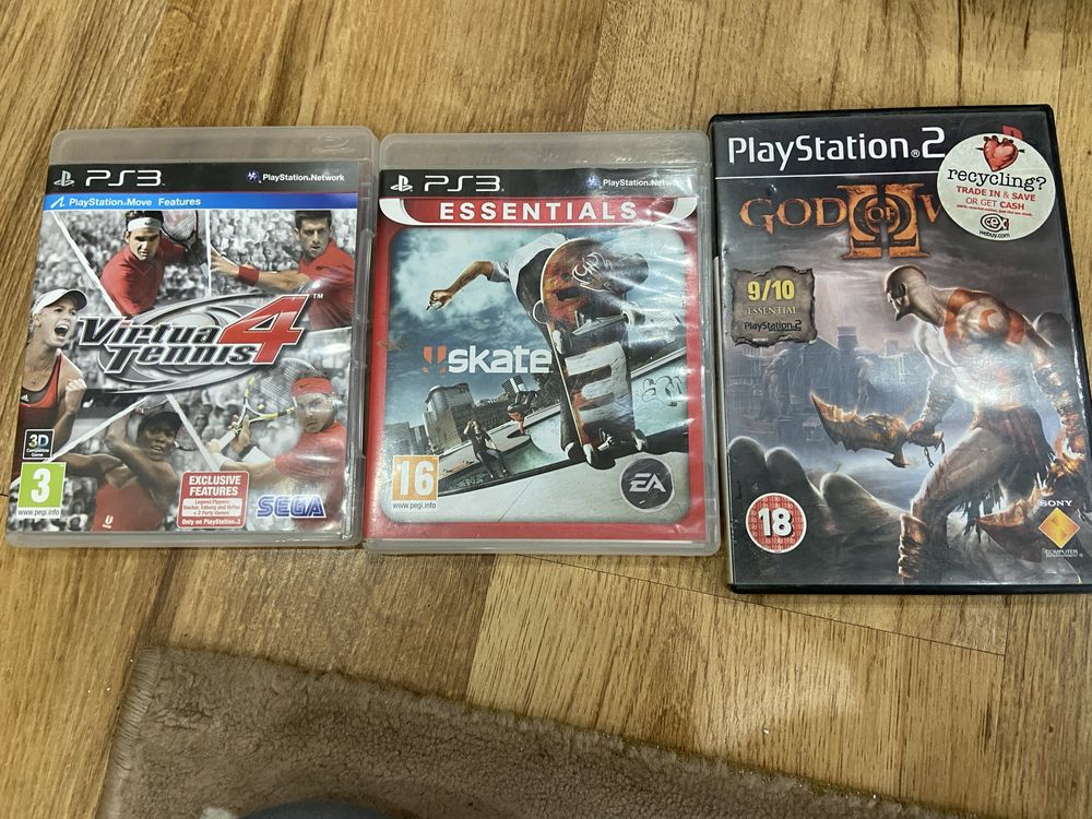 Playstation 3 с джойстици и игри
