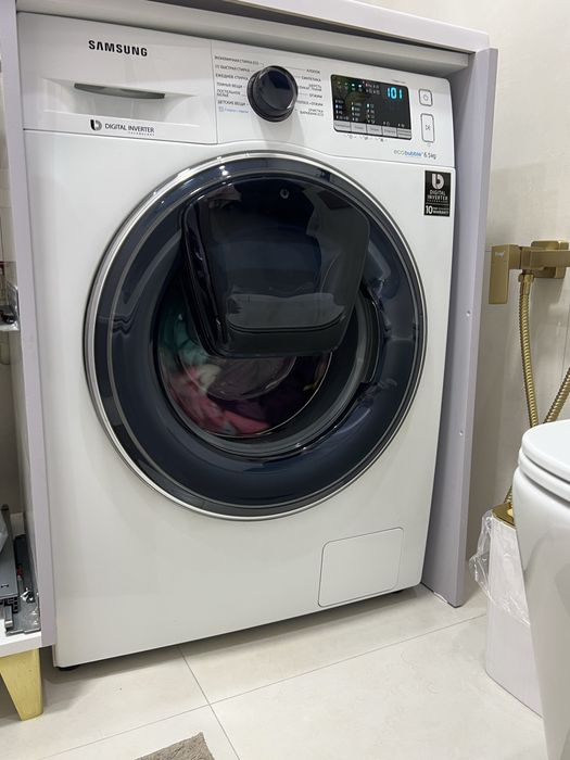 Продам стиральную машину