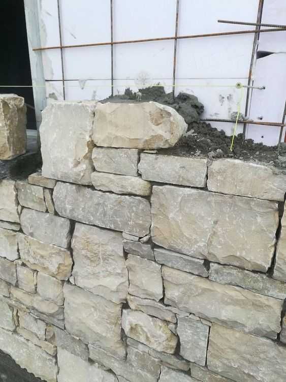 Лепене на камък и строителни ремонти