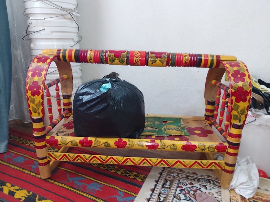 Бесік колыбель даром