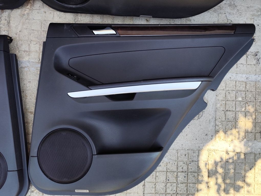 Кори за врати Mercedes ML W164
