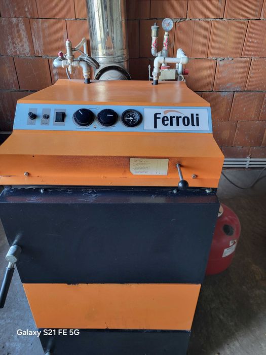 Centrala Ferroli pe lemne cu gazeificare , 35 kw, kit complet +cos fum