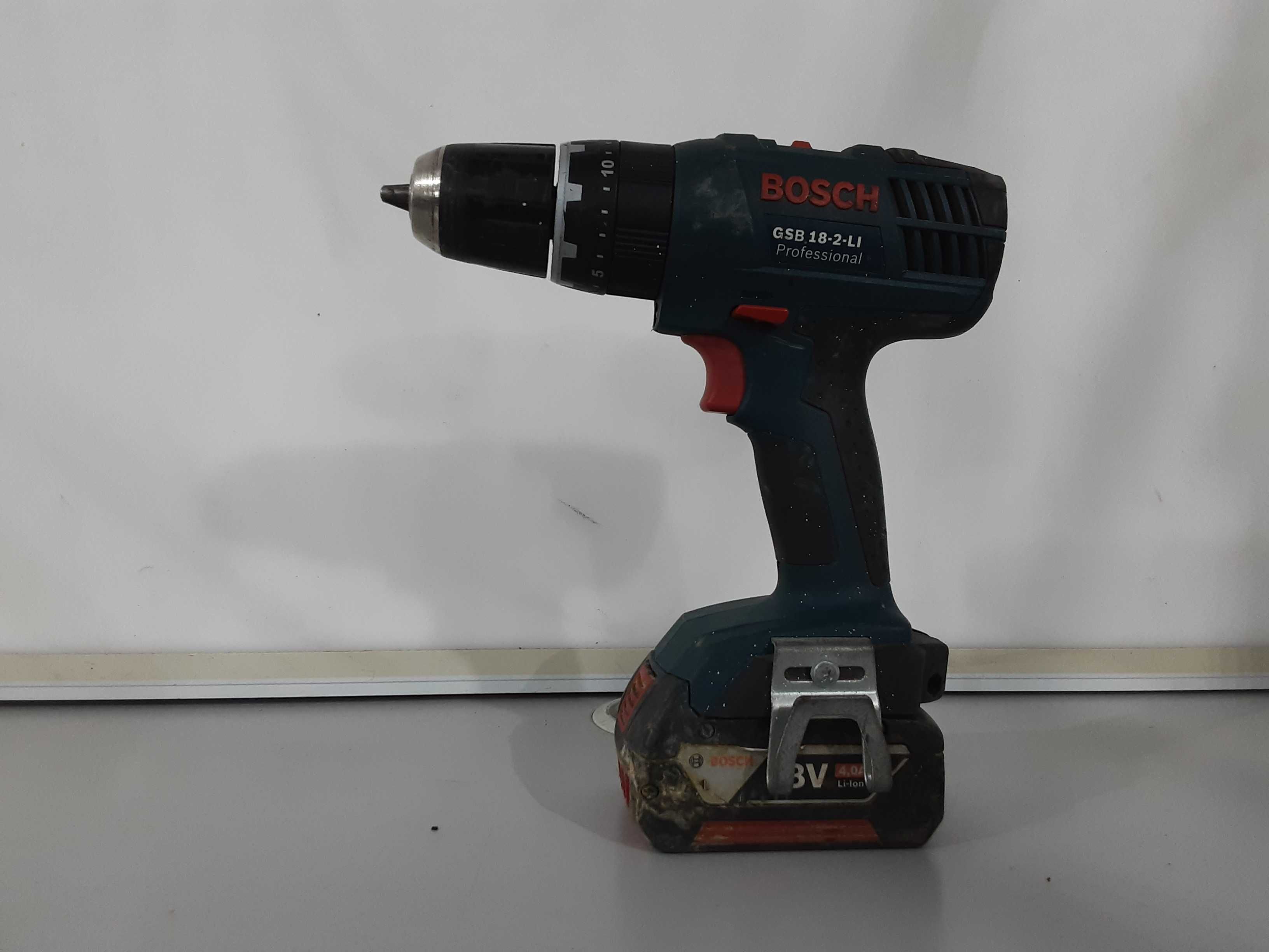 Винтоверт и импактор - Bosch 18 V li ion