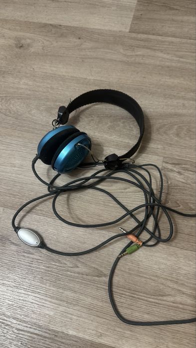 Наушники продам
