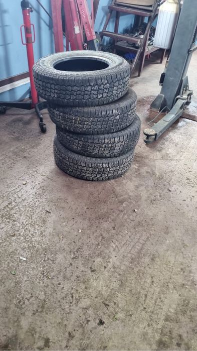 Set Anvelope iarna 215/70 R16 DOT 2023