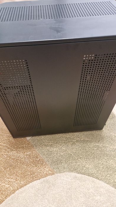 Carcasa PC Cube Tower