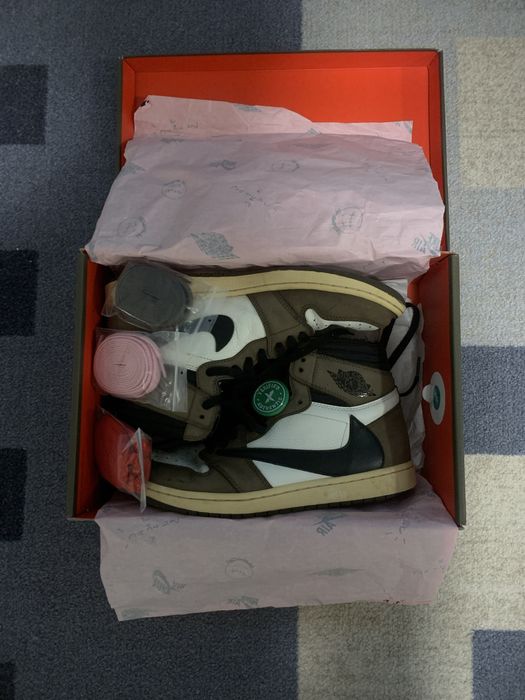 Jordan 1 Traviss Scott