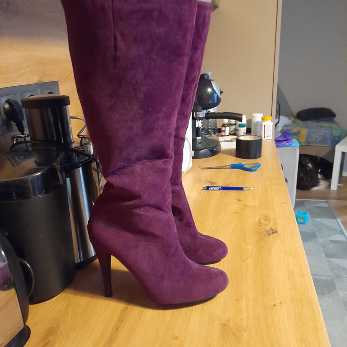 Ботуши 3 чифта номер 39 всеки по 10лв.