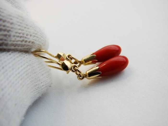 Cercei Aur 18K Cu Coral Natural Elvetia