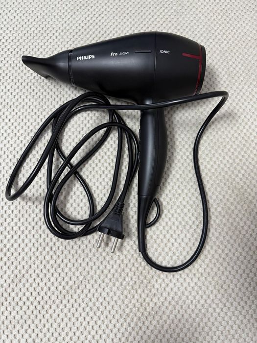 Uscător de păr Phillips
