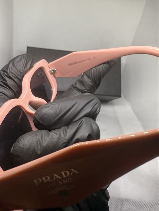 Ochelari de soare Prada Runaway Pink