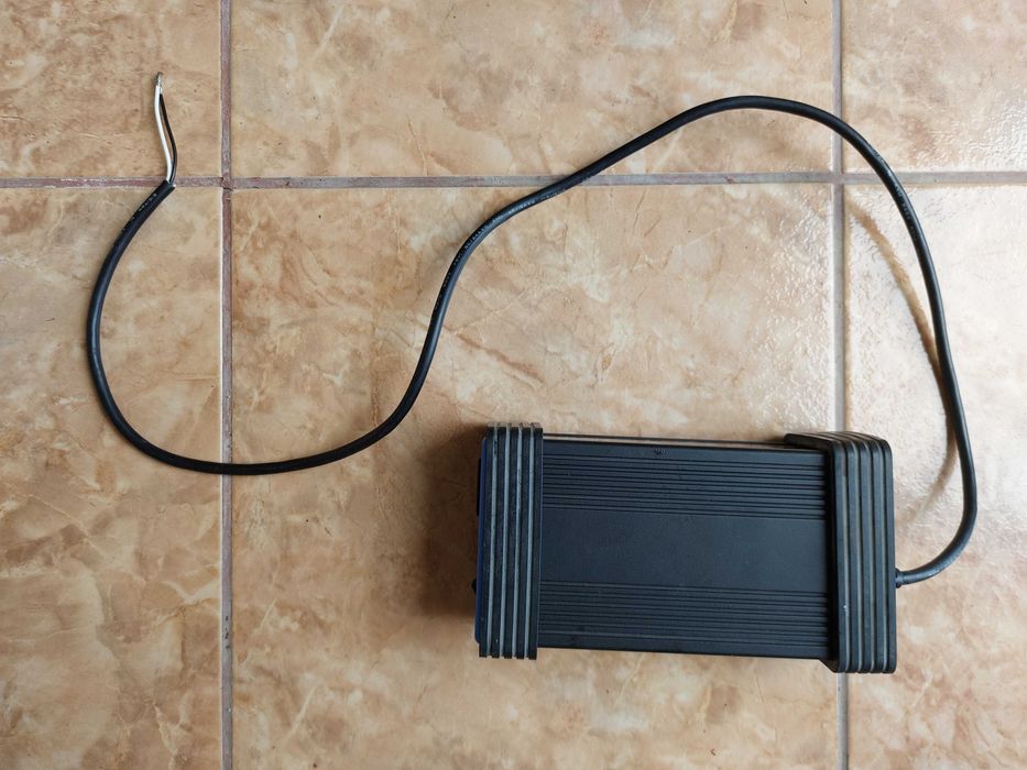 Incarcator carut handicap defect pentru electronisti