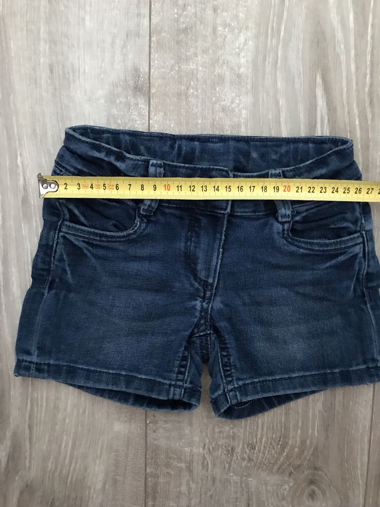 Pantaloni scurți de jeans C&A nr.92