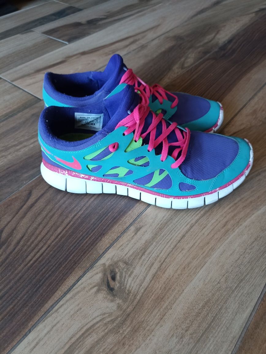 Маратонки Nike free run 2