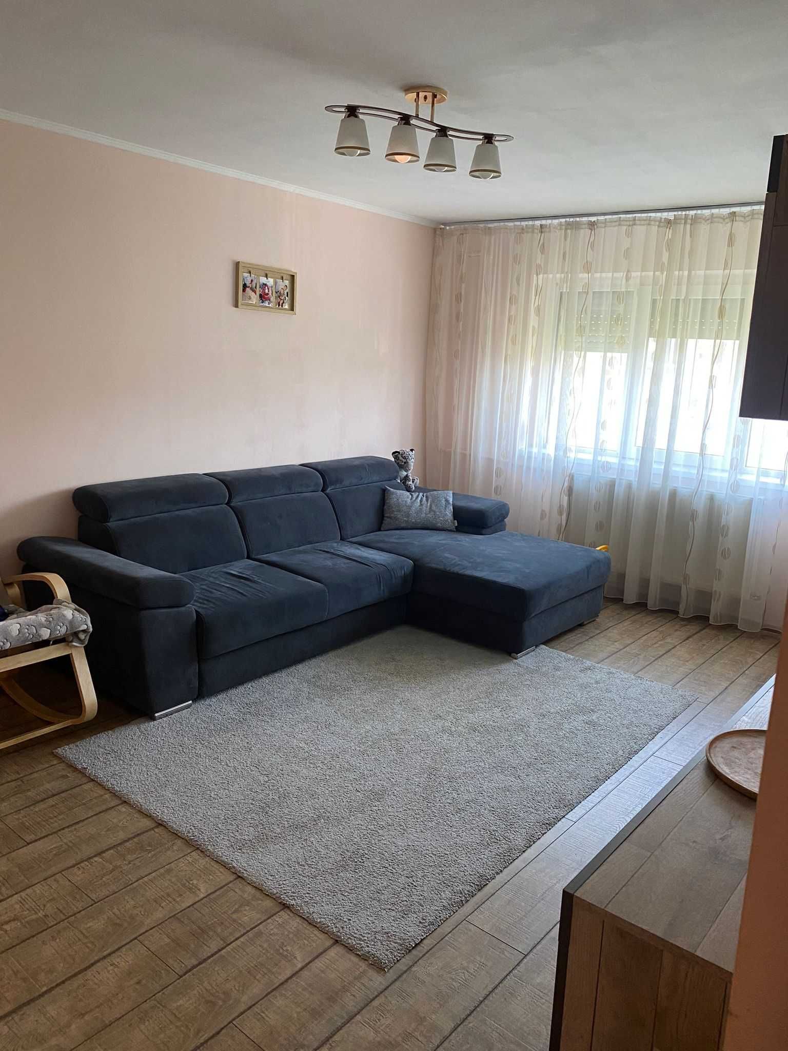 Vând apartament Iosia