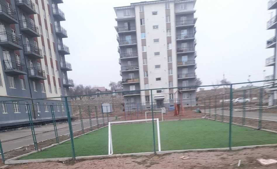 Продается новостройка с ремонтом в Чирчике на Янги Узбекистон массиве