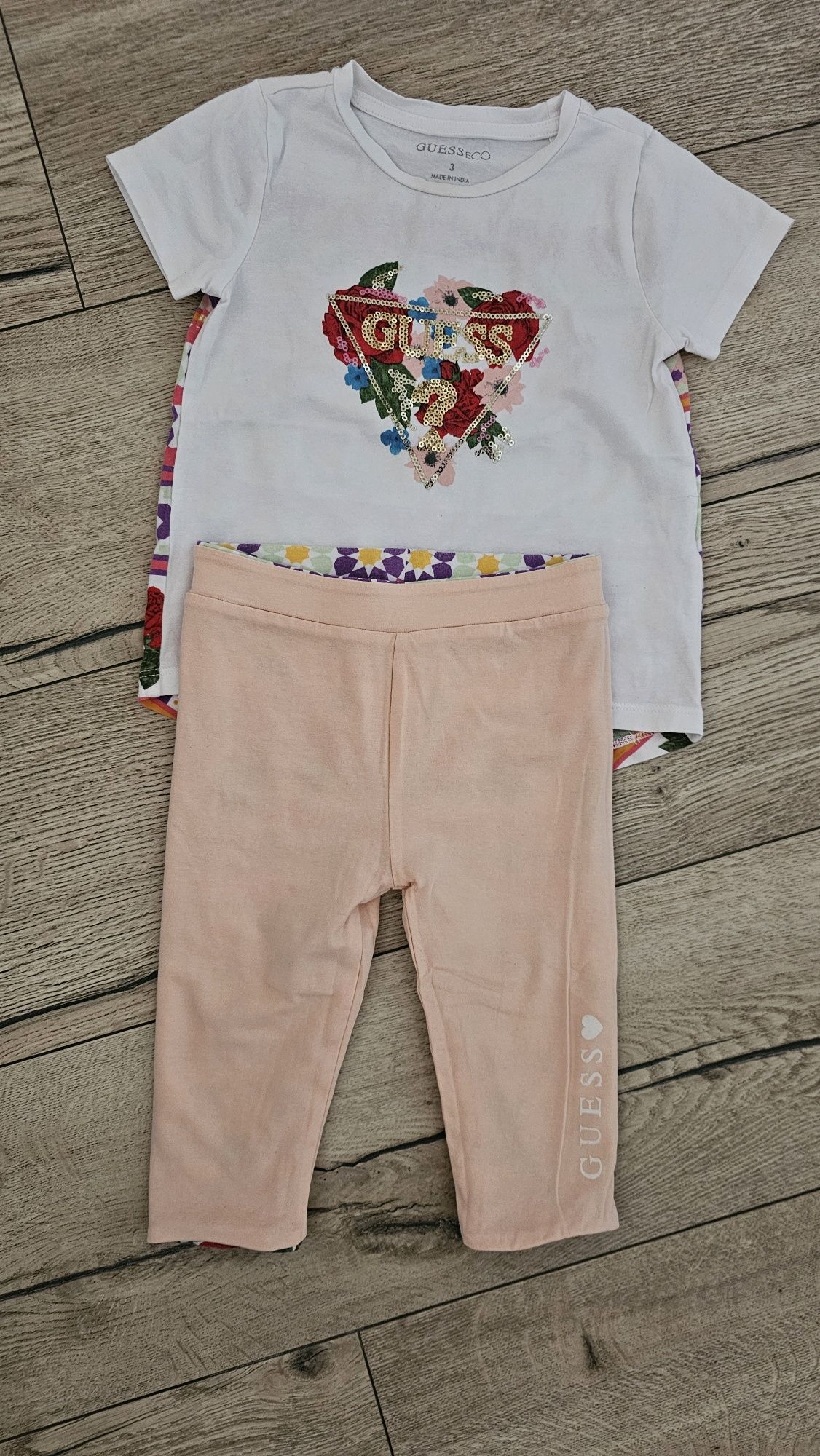 Дрехи на Guess за 3 годишно момиче