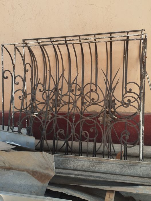 Решётка б/у отличное качество