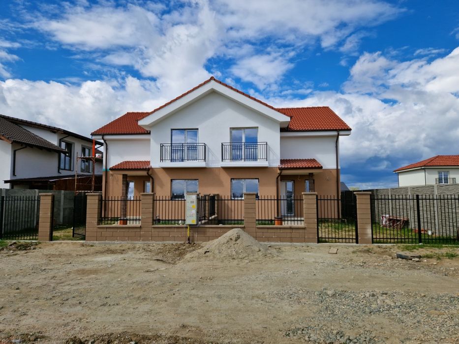 Vand duplex direct de la proprietar