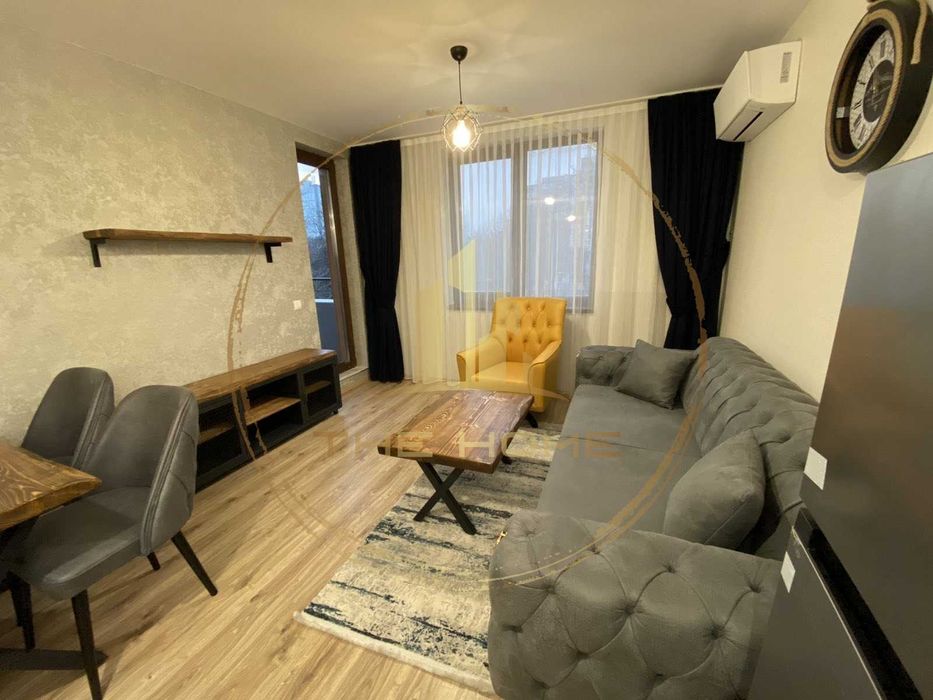 Дава се под наем Двустаен апартамент в Варна, Левски - 65 кв.м за 700 € - Снимка #2